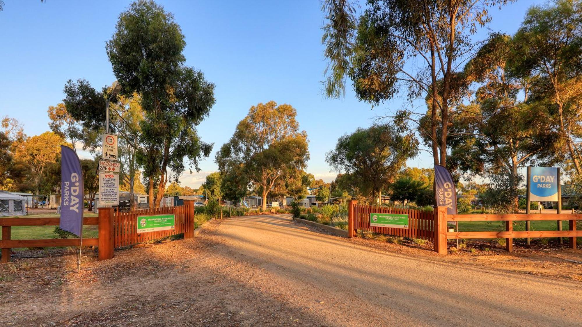 Yarrawonga Riverlands Tourist Park Ngoại thất bức ảnh