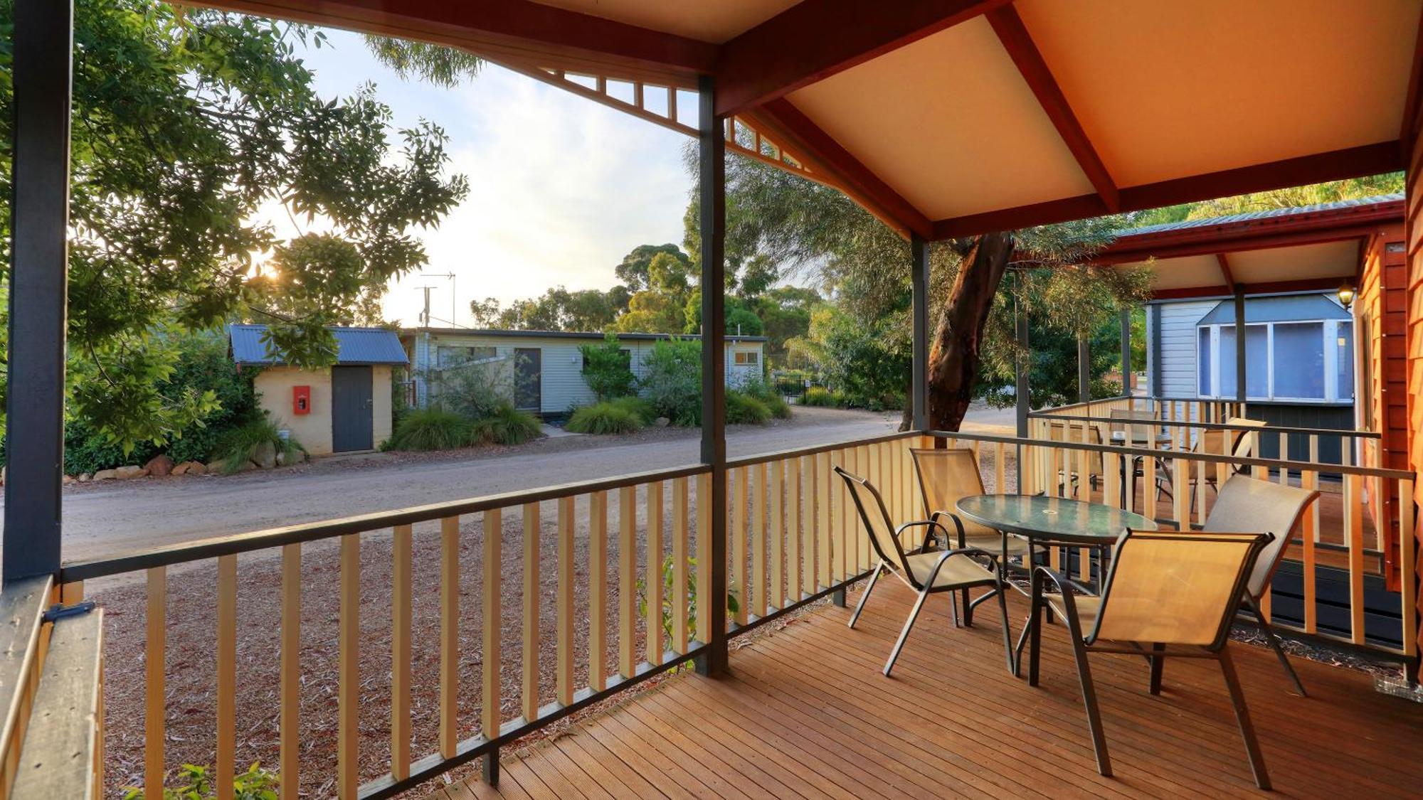 Yarrawonga Riverlands Tourist Park Phòng bức ảnh