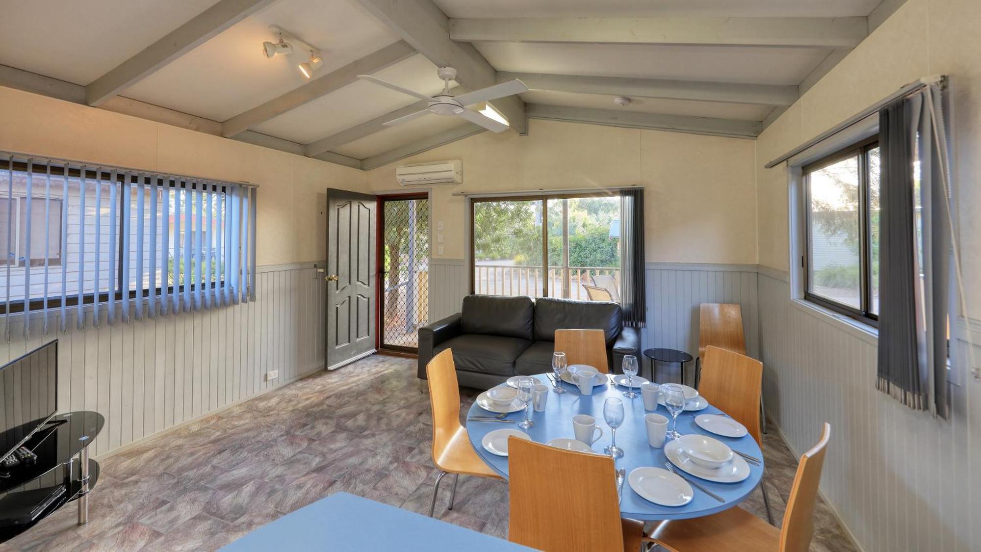 Yarrawonga Riverlands Tourist Park Phòng bức ảnh